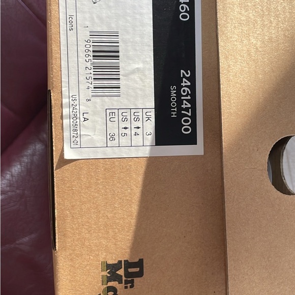 Dr. Martens AirWair Women’s Size 5 -  #1460 Yellow - NWT - Picture 3 of 4